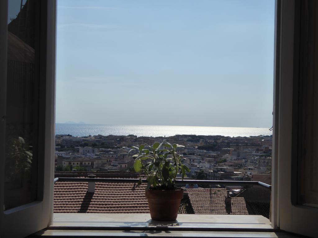 Torrione San Giovanni II Terracina Buitenkant foto